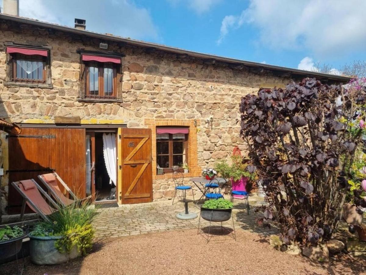 Gite Charmant Avec Jardin Privatif, Proche Sites Historiques Et Activites De Plein Air - Fr-1-496-183 Cuinzier Exteriér fotografie